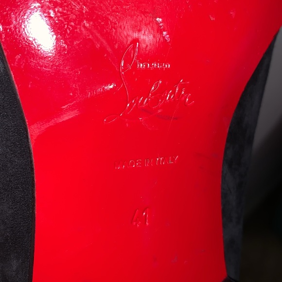 Christian Louboutin
Men's Dandelion Velvet Loafers - Picture 11 of 11